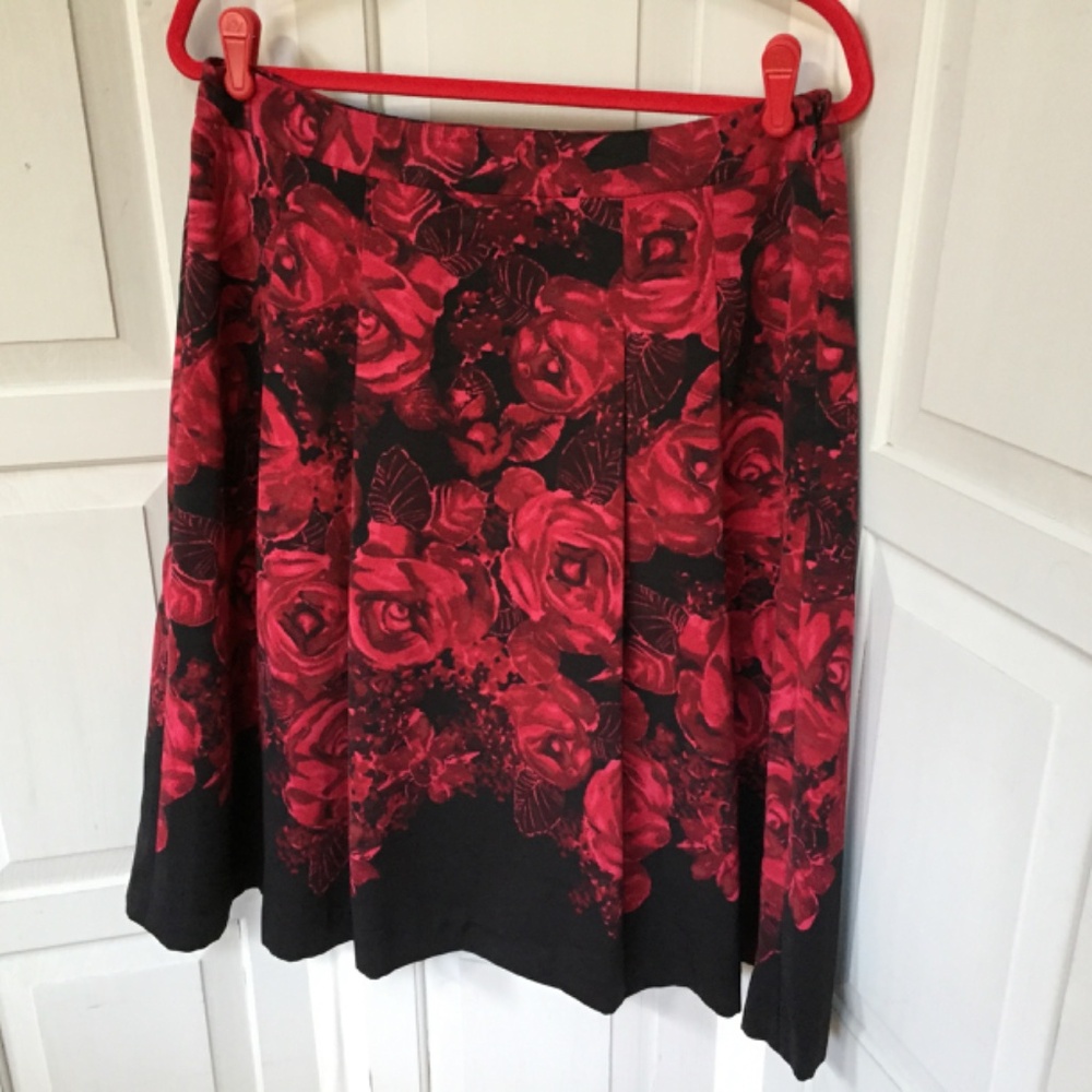 Talbots Red and Black Floral A-Line Skirt - Picture 14 of 16